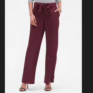 Banana Republic Logan flare pants magenta size 4